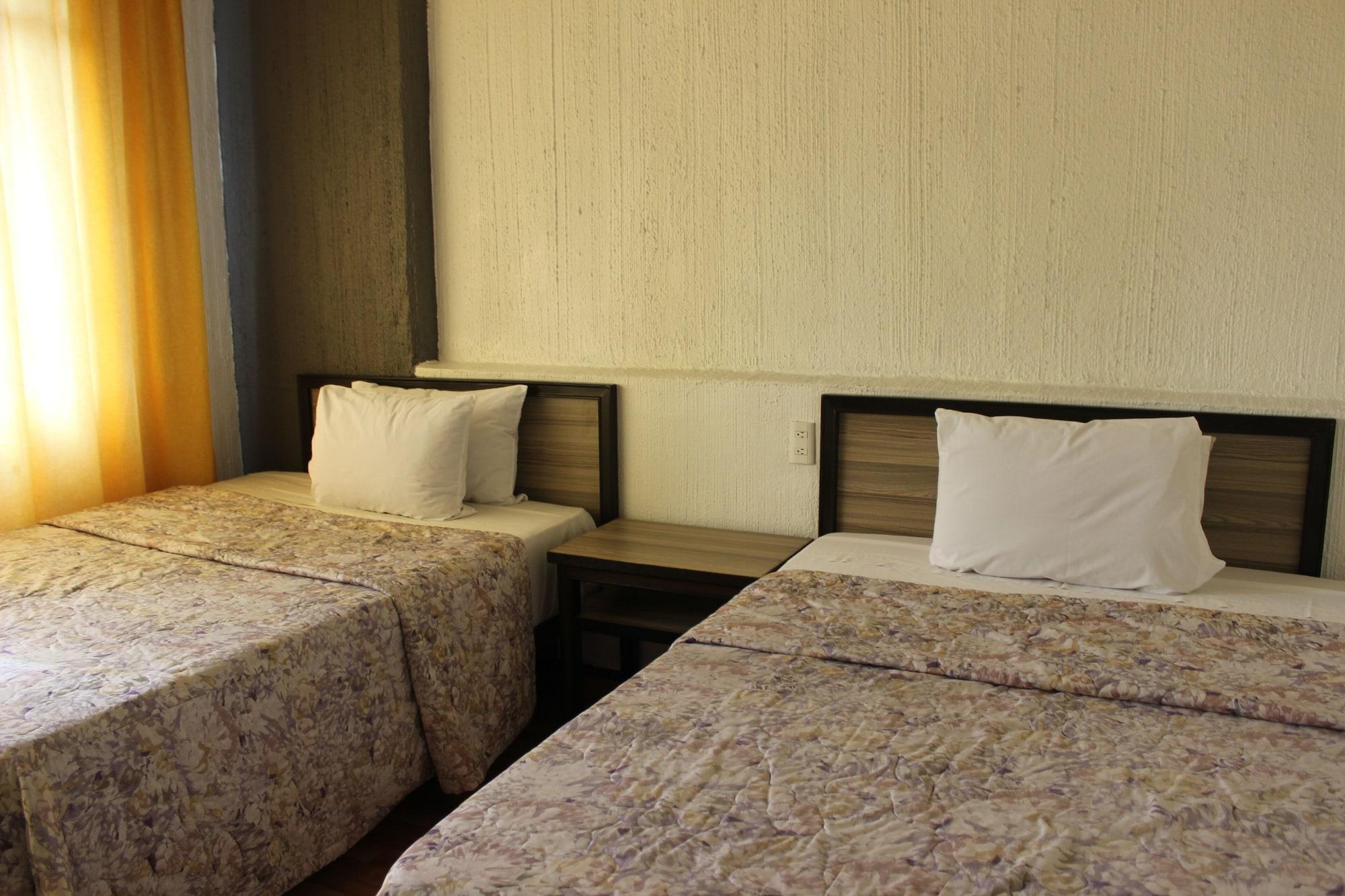 Oyo Nueva Galicia Hotel Guadalajara Eksteriør billede