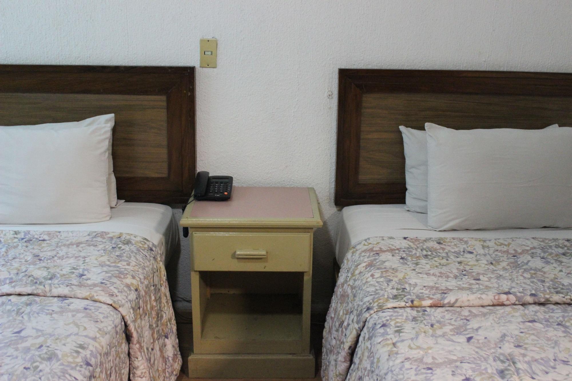 Oyo Nueva Galicia Hotel Guadalajara Eksteriør billede