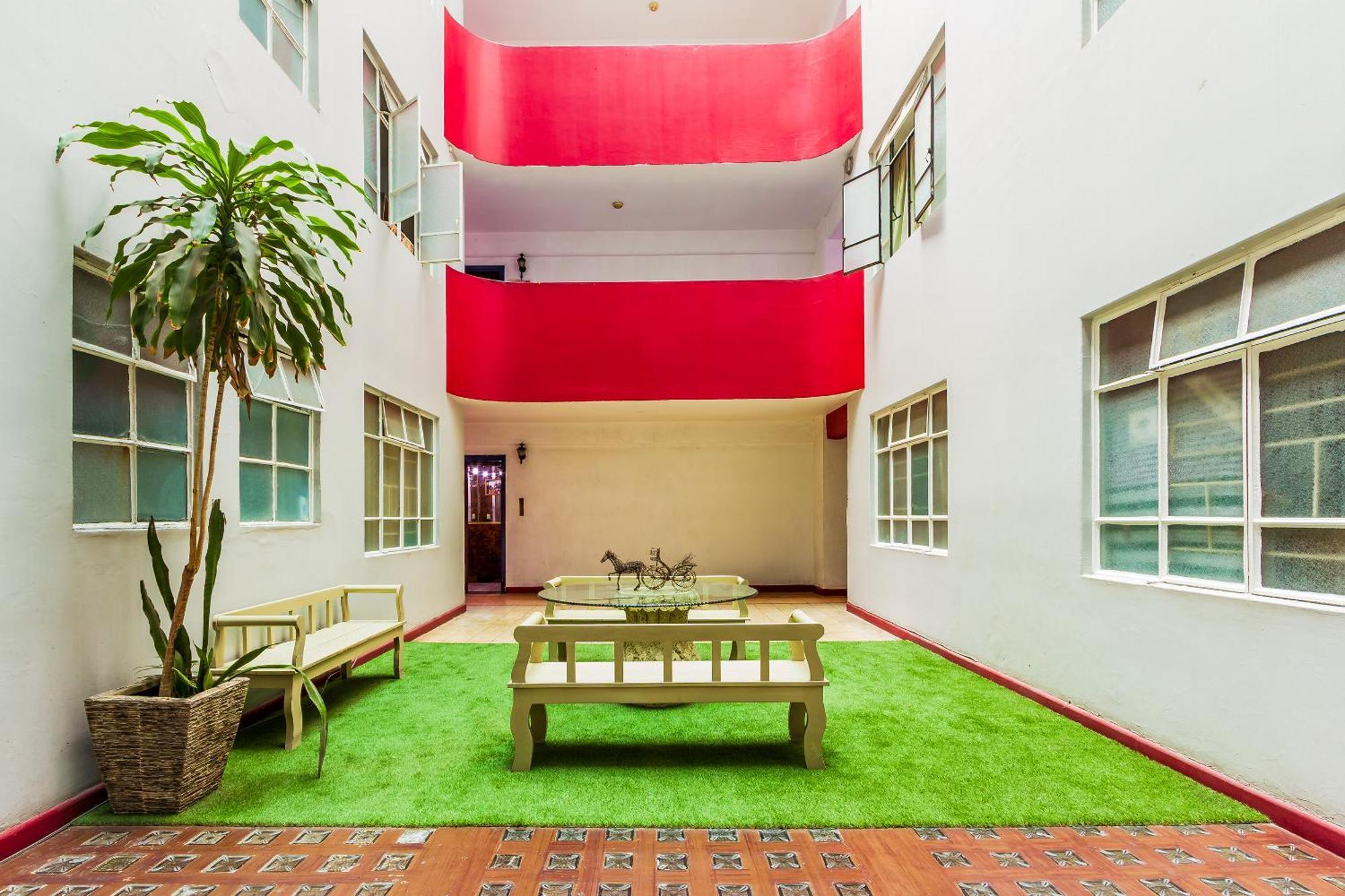Oyo Nueva Galicia Hotel Guadalajara Eksteriør billede