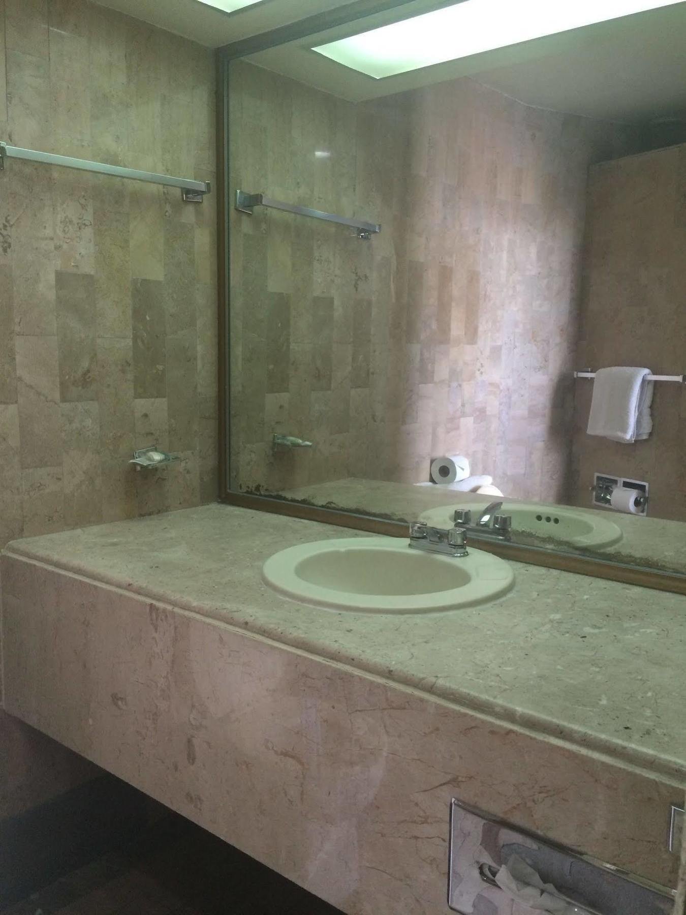 Oyo Nueva Galicia Hotel Guadalajara Eksteriør billede